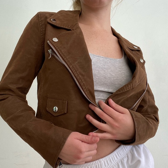 SOLD - Picture 1 of 3